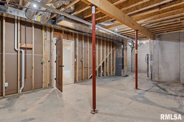 47 Durbin Terrace, Chatham, IL 62629