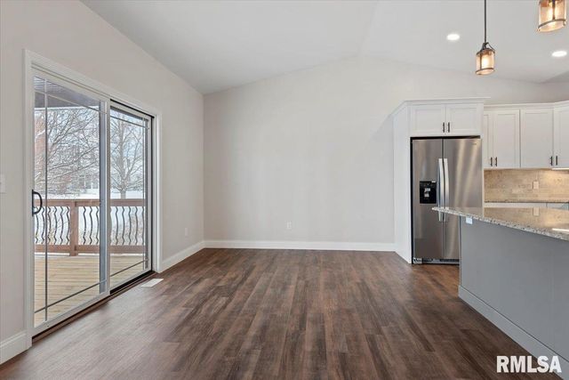 47 Durbin Terrace, Chatham, IL 62629