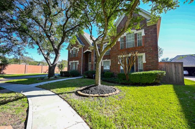4710 April Meadow Way, Sugar Land, TX 77479