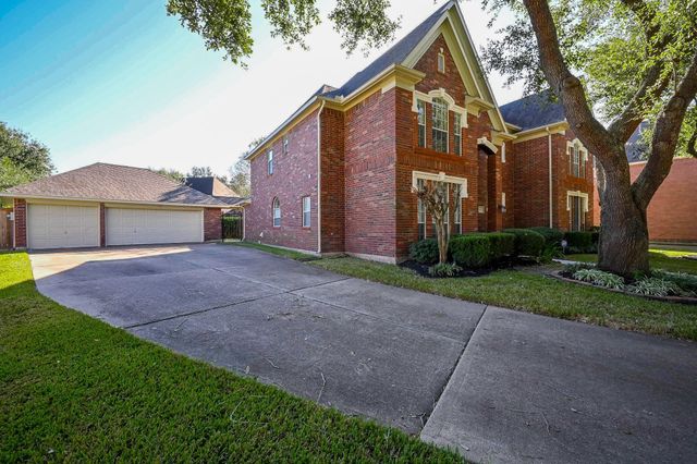 4710 April Meadow Way, Sugar Land, TX 77479