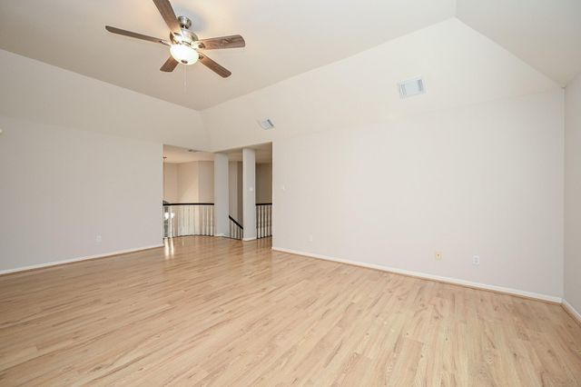 4710 April Meadow Way, Sugar Land, TX 77479