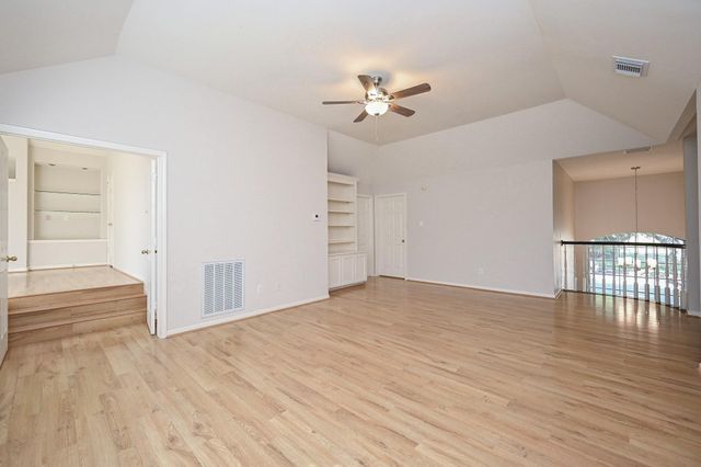 4710 April Meadow Way, Sugar Land, TX 77479