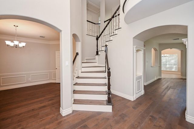 4710 April Meadow Way, Sugar Land, TX 77479