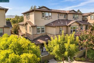 338 El Paseo Cir, Walnut Creek, CA 94596