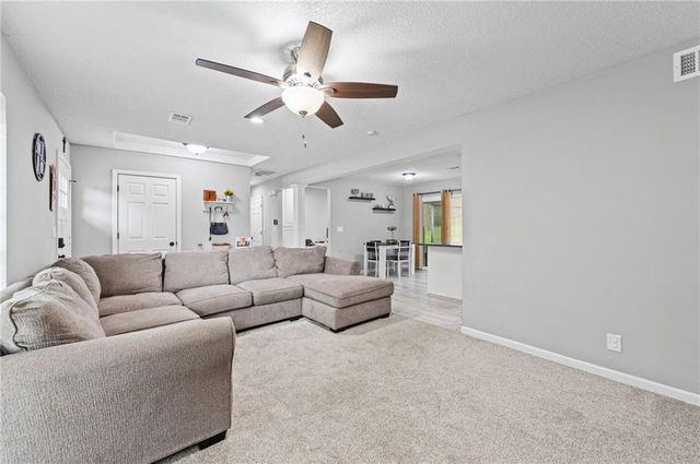 18996 Lowell Avenue, Stilwell, KS 66085