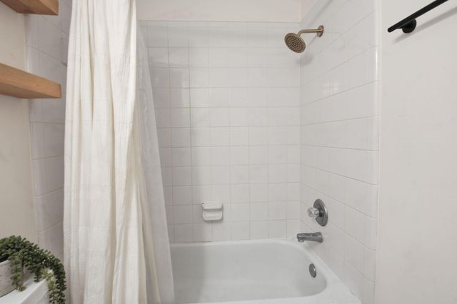 1714 W Webster Street 61, Houston, TX 77019