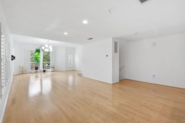 1714 W Webster Street 61, Houston, TX 77019