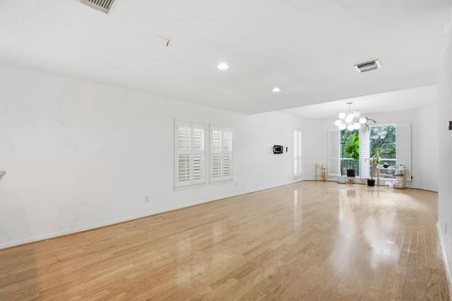 1714 W Webster Street 61, Houston, TX 77019