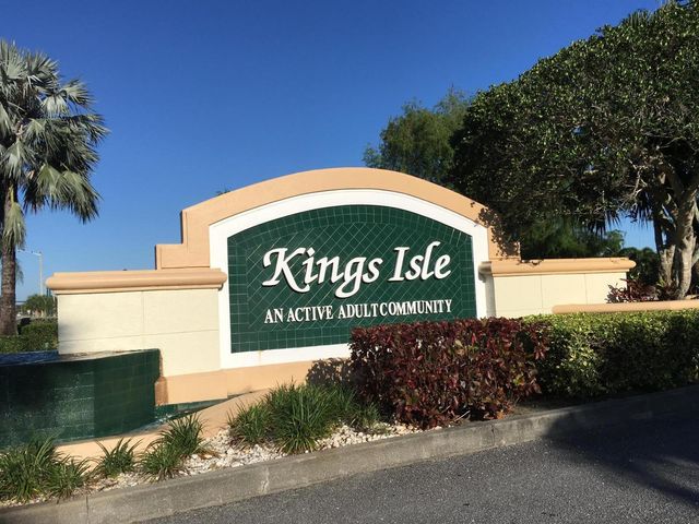 822 NW Sorrento Lane, Port St. Lucie, FL 34986