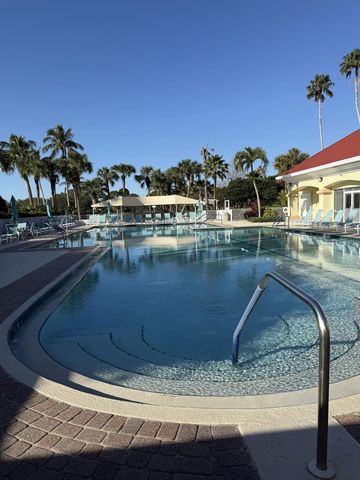 822 NW Sorrento Lane, Port St. Lucie, FL 34986