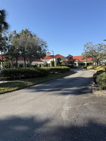 822 NW Sorrento Lane, Port St. Lucie, FL 34986