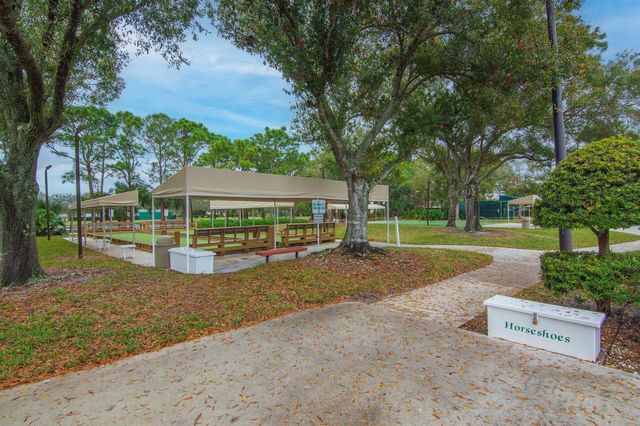 822 NW Sorrento Lane, Port St. Lucie, FL 34986