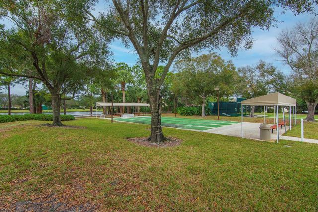 822 NW Sorrento Lane, Port St. Lucie, FL 34986