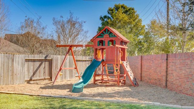 3014 Peach Creek Court, Pearland, TX 77584