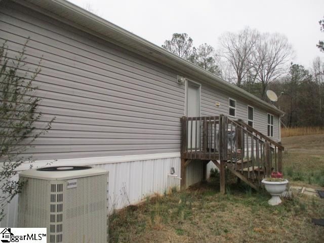 341 Pine Hills Road, Woodruff, SC 29388