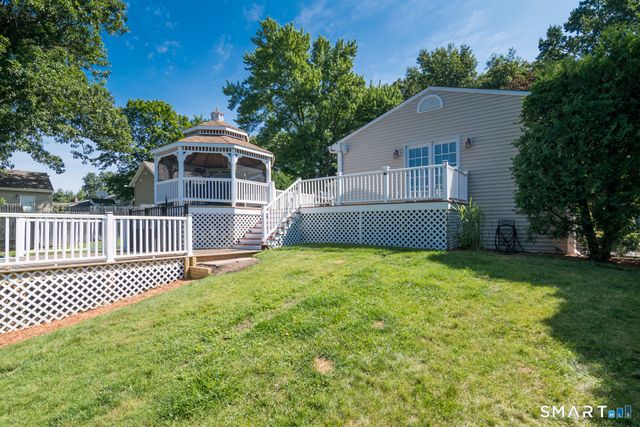 541 George Washington Road, Enfield, CT 06082