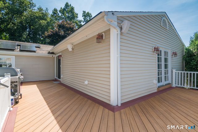 541 George Washington Road, Enfield, CT 06082