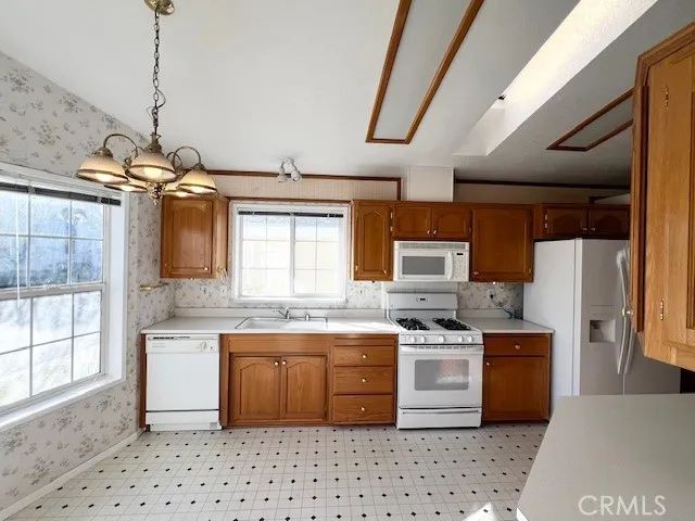 3850 Atlantic 287, Highland, CA 92346