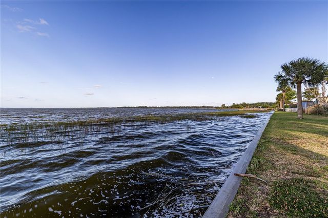 12315 US HIGHWAY 441 23, Tavares, FL 32778