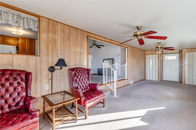 12315 US HIGHWAY 441 23, Tavares, FL 32778