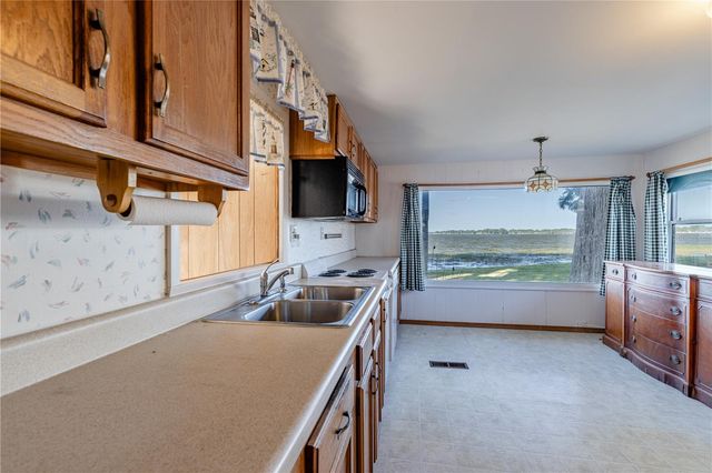 12315 US HIGHWAY 441 23, Tavares, FL 32778