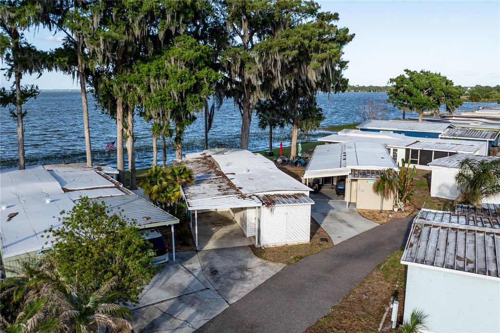 12315 US HIGHWAY 441 23, Tavares, FL 32778