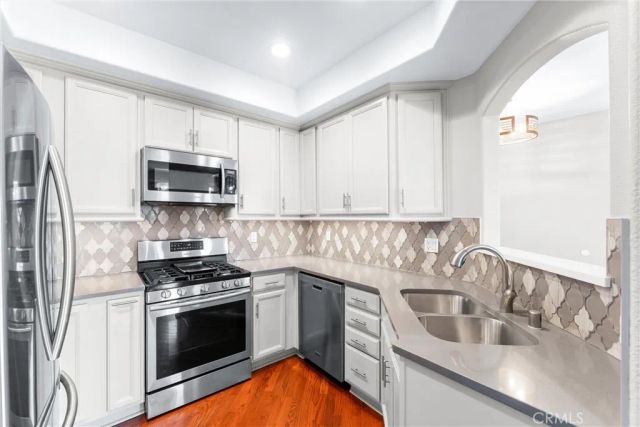 7977 E Viewrim Drive, Anaheim Hills, CA 92808