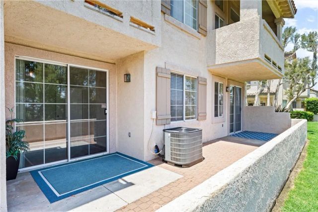 7977 E Viewrim Drive, Anaheim Hills, CA 92808