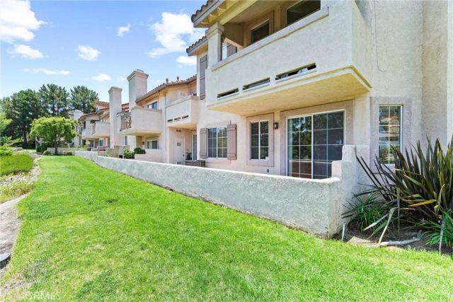 7977 E Viewrim Drive, Anaheim Hills, CA 92808
