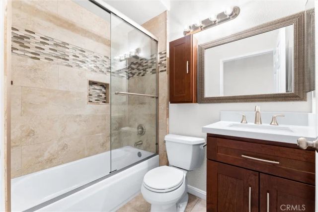 7977 E Viewrim Drive, Anaheim Hills, CA 92808