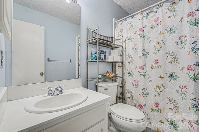 7944 Pawtuckett Road, Charlotte, NC 28214