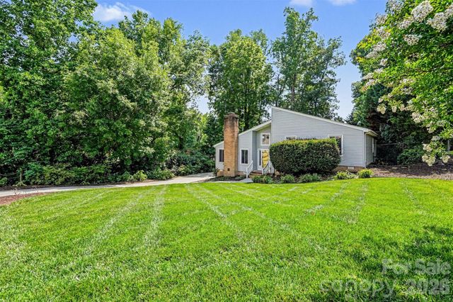 7944 Pawtuckett Road, Charlotte, NC 28214