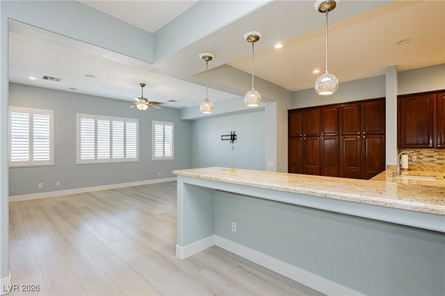 2748 Leys Burnett Avenue, Henderson, NV 89044