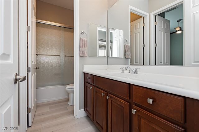 2748 Leys Burnett Avenue, Henderson, NV 89044