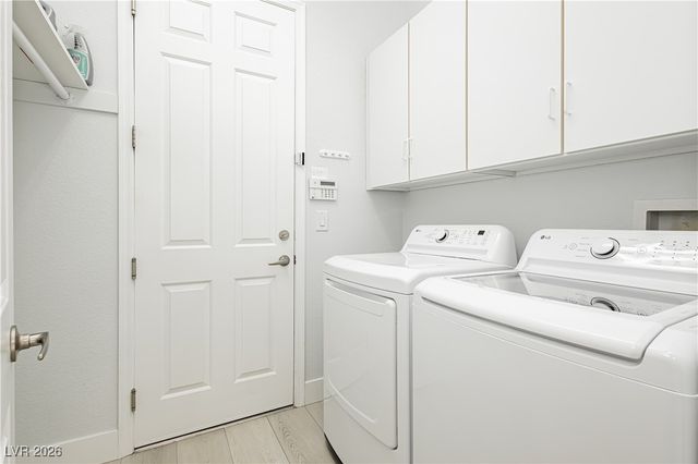 2748 Leys Burnett Avenue, Henderson, NV 89044