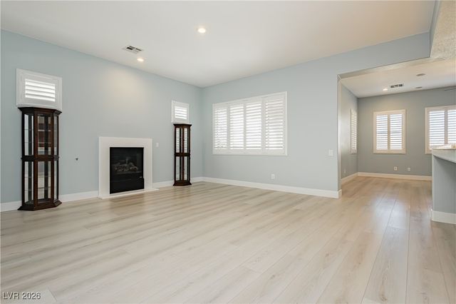 2748 Leys Burnett Avenue, Henderson, NV 89044