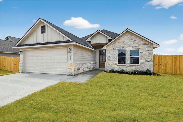 200 Orchard Cove, Snook, TX 77878