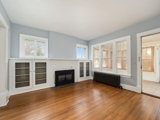 4353 Bryant Avenue S, Minneapolis, MN 55409