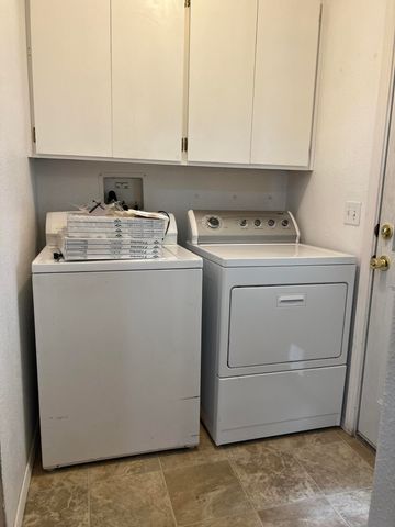 6850 Downing Road 25, Central Point, OR 97502