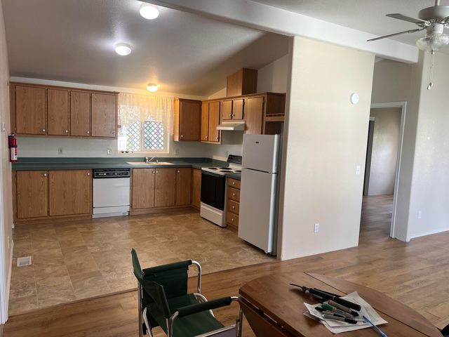 6850 Downing Road 25, Central Point, OR 97502