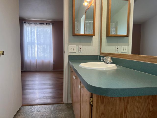 6850 Downing Road 25, Central Point, OR 97502