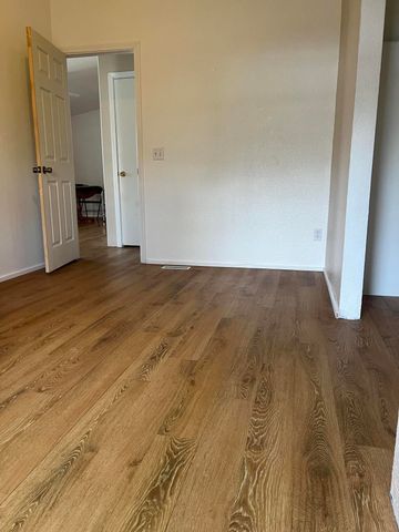 6850 Downing Road 25, Central Point, OR 97502