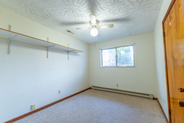 105 Villagers Resort Drive, Somerset, KY 42503