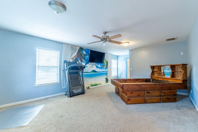 105 Villagers Resort Drive, Somerset, KY 42503