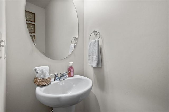 2410 Ames Street, Bethlehem, GA 30620