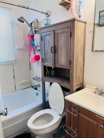 514 W Alma Street, Flint, MI 48505