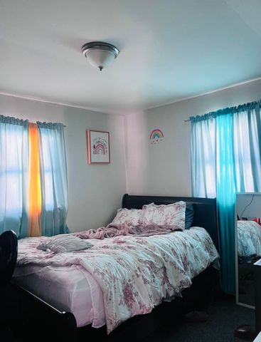 514 W Alma Street, Flint, MI 48505