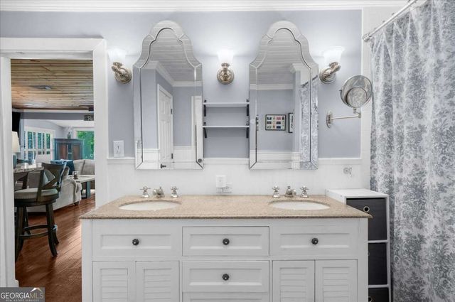6551 Bermuda Lane, Flowery Branch, GA 30542