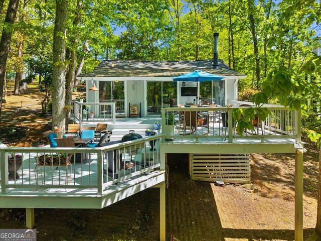 6551 Bermuda Lane, Flowery Branch, GA 30542