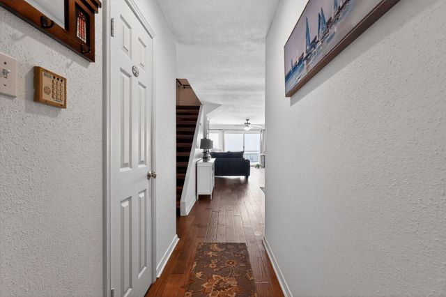 3663 E Nasa Parkway 603, Seabrook, TX 77586